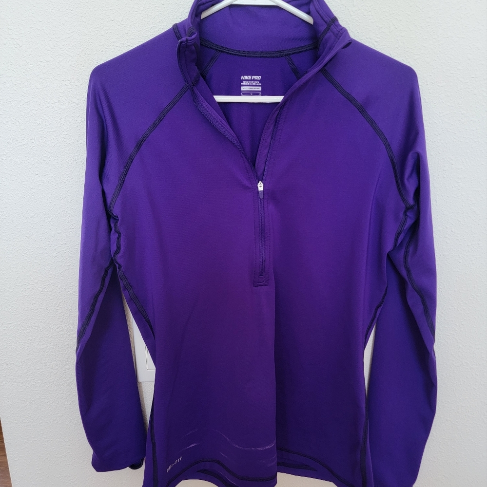 Nike Pullover